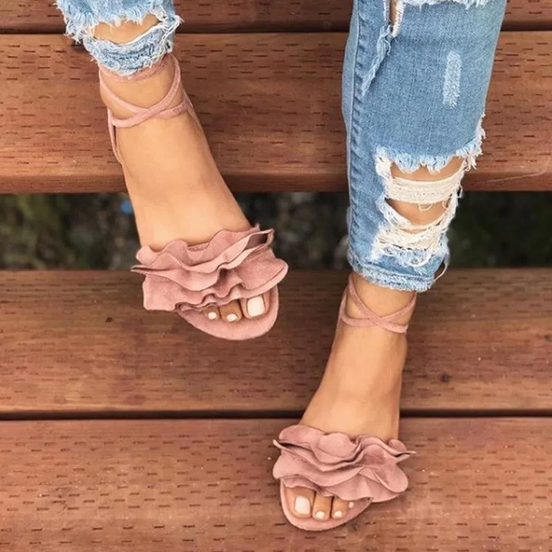 Chicvane Flower Deco Flat Strappy Sandals